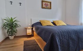Medeni Apartma